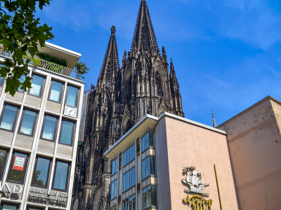 Der Dom nicht weit Der Dom nicht weit